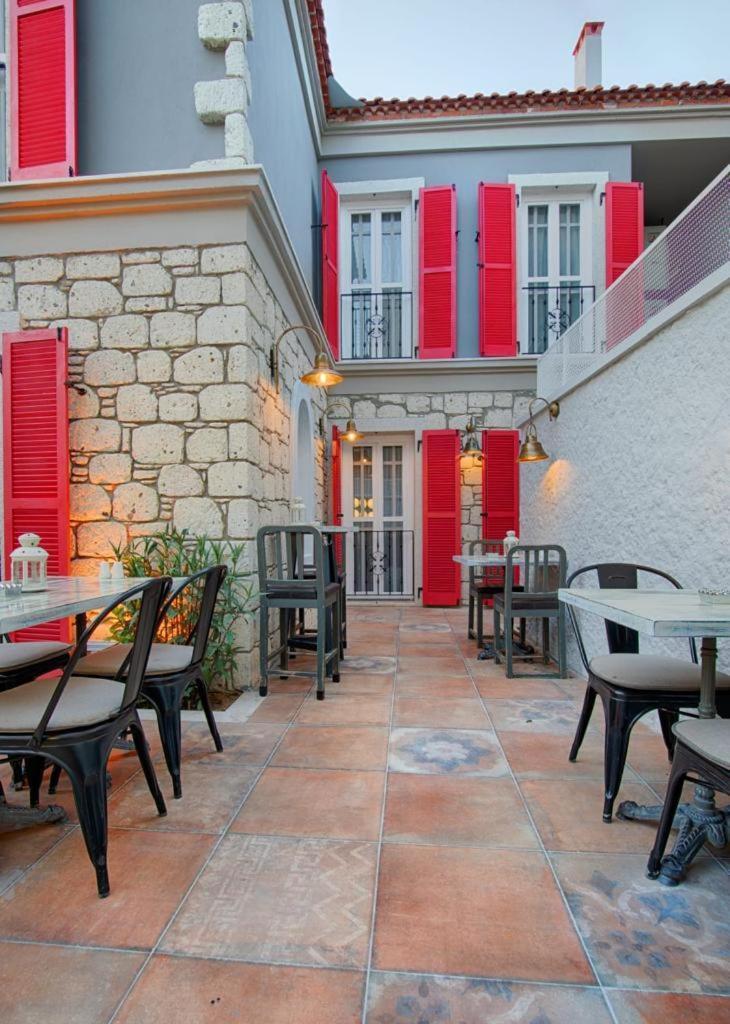 Petite Boutique Hotel Ildiri Bagian luar foto